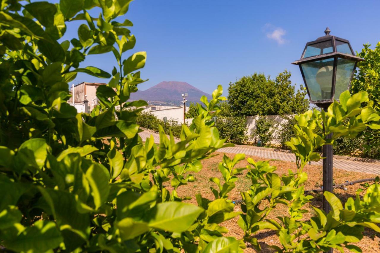 Melograno Undici Aparthotel Ercolano Exterior foto